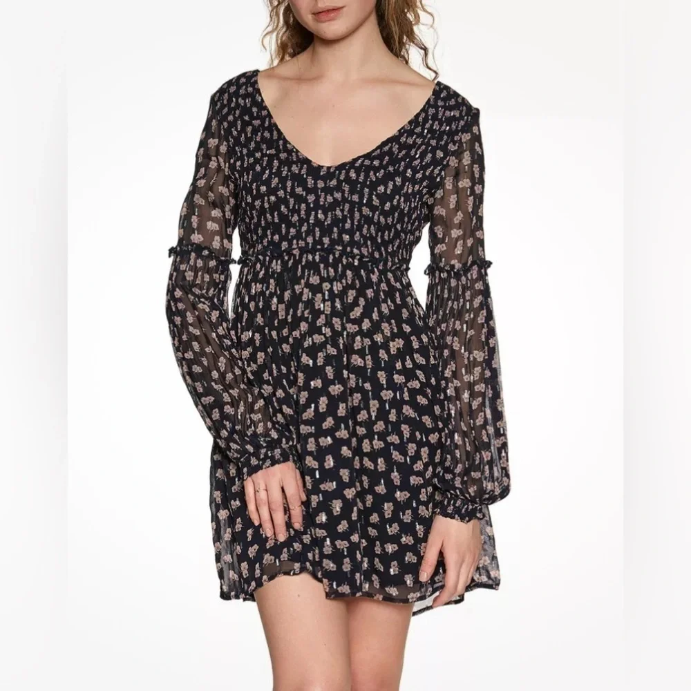 Women’s Navy Floral Long-Sleeve Mini Dress